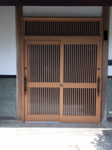 【南但馬朝来店】木製建具の玄関をリフォームしました！！朝来市 O様邸